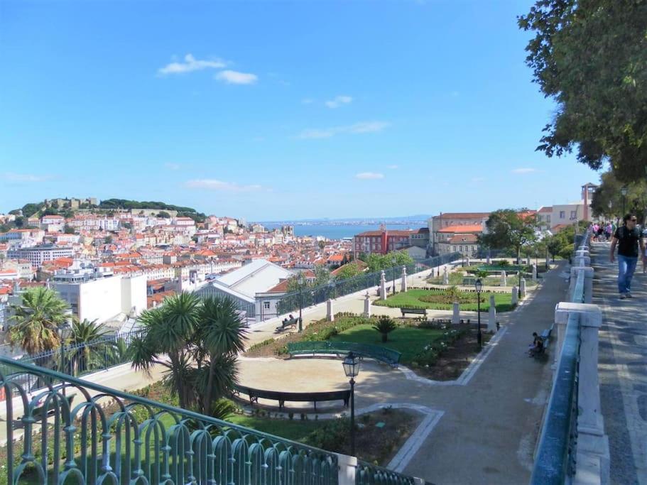 Apartmán Mm3 Baixa Rossio Castle View! Lisboa Exteriér fotografie